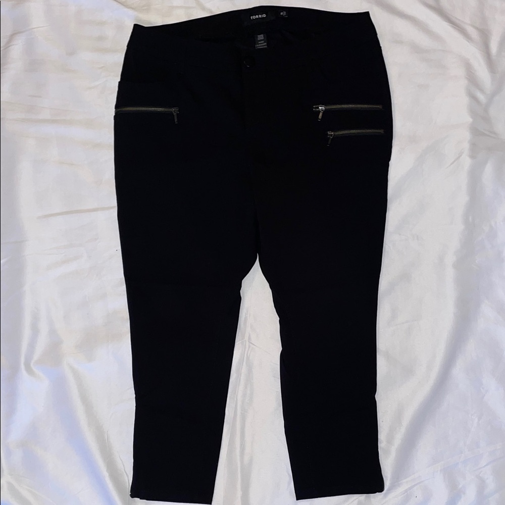 Torrid multi zip skinny pants